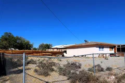 12446 F St, Trona, CA 93562 photo 3