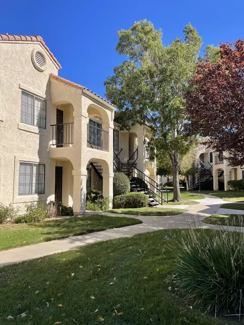 2554 Olive Dr #56, Palmdale, CA 93550