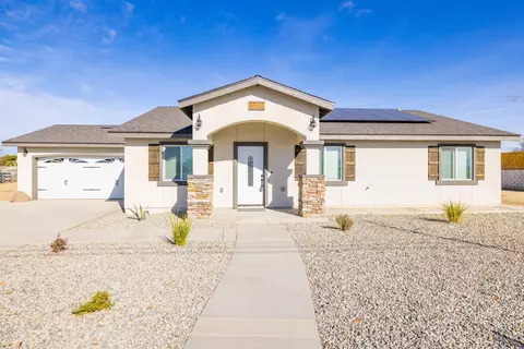 3589 H 4 E, Lancaster, CA 93535