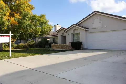 5806 Diamond St, Palmdale, CA 93552