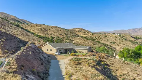 3715 Soledad Canyon Rd, Acton, CA 93510 photo 40