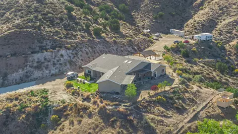 3715 Soledad Canyon Rd, Acton, CA 93510 photo 4
