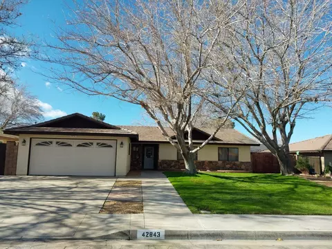 42843 Normandy Ln, Lancaster, CA 93536