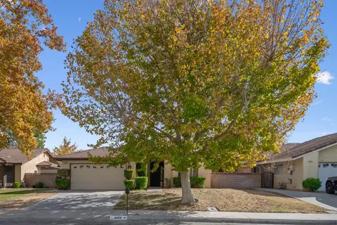 44210 Ruthron Ave, Lancaster, CA 93536 photo 2