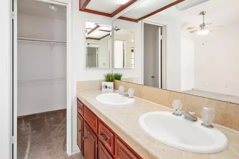 44210 Ruthron Ave, Lancaster, CA 93536 photo 20