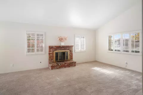 44210 Ruthron Ave, Lancaster, CA 93536 photo 5