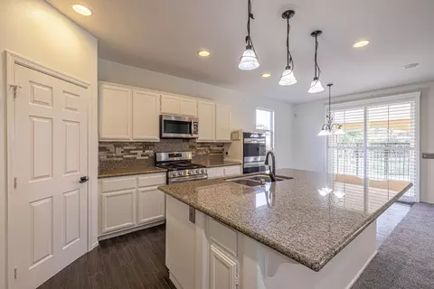 2150 Nugent St E, Lancaster, CA 93535 photo 10