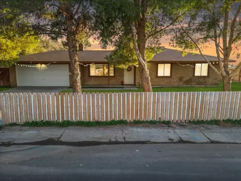 15804 Lanfair Ave, Lake Los Angeles, CA 93535