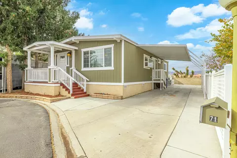 4444 Ave R E #71, Palmdale, CA 93552
