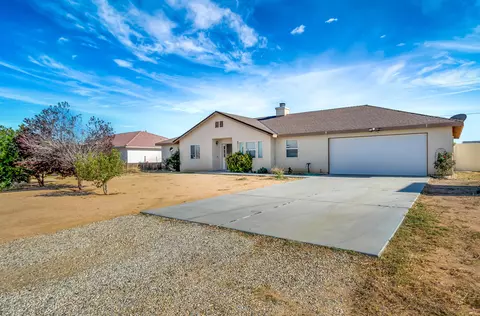 9248 Holly Ave, California City, CA 93505