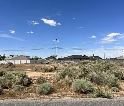 Great Cir Drive, California City, CA 93505