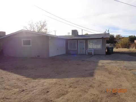 42411 45th St W, Lancaster, CA 93536