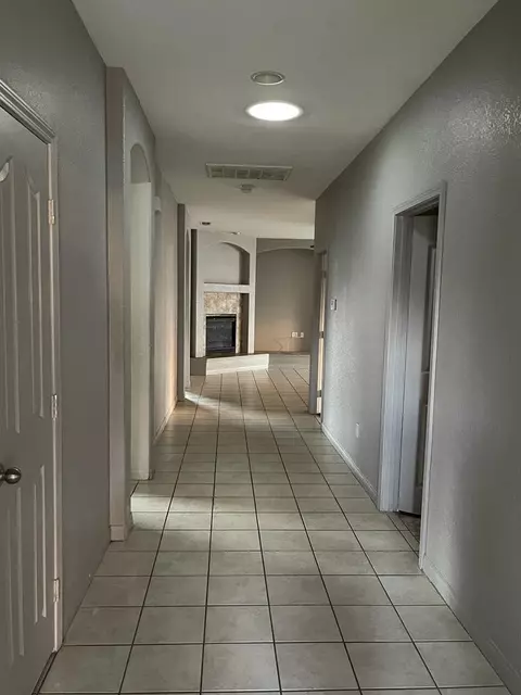 43947 Amy Ct, Lancaster, CA 93535 photo 2