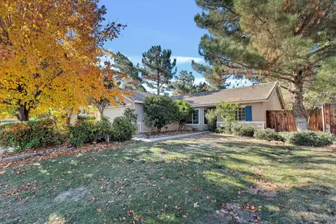 43217 33rd St E, Lancaster, CA 93535 photo 2