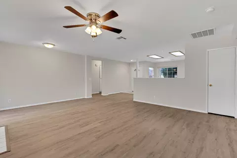 43217 33rd St E, Lancaster, CA 93535 photo 7