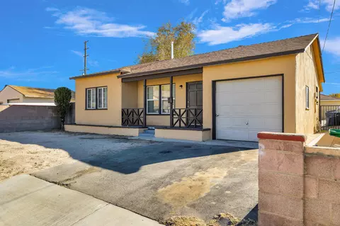 214 Kettering St W, Lancaster, CA 93534 photo 3