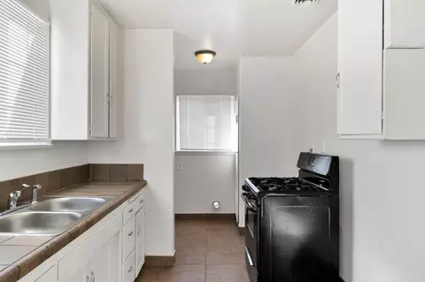 214 Kettering St W, Lancaster, CA 93534 photo 10