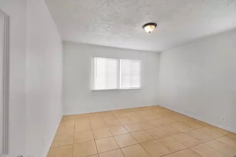 214 Kettering St W, Lancaster, CA 93534 photo 15