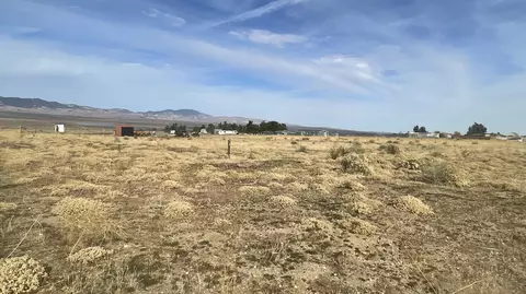Cor Avenue C8 Drt 261 Stw, Fairmont, CA 93536