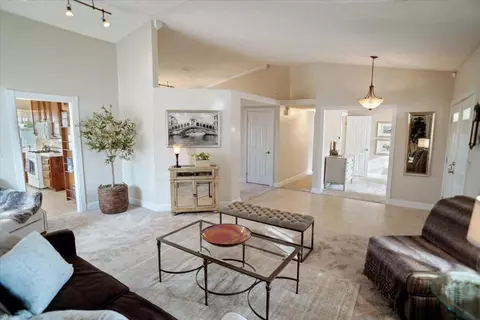 4657 Brisa Dr, Palmdale, CA 93551 photo 8