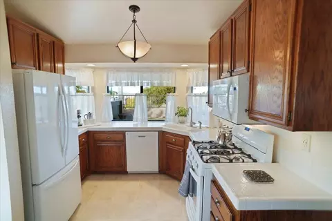 4657 Brisa Dr, Palmdale, CA 93551 photo 11