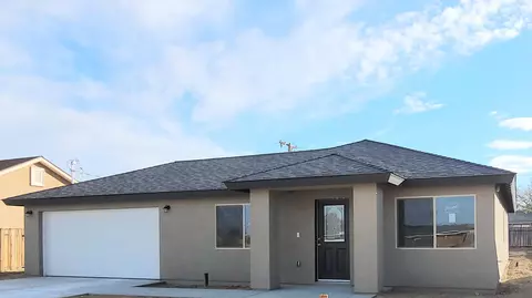 8900 Oleander Ave, California City, CA 93505