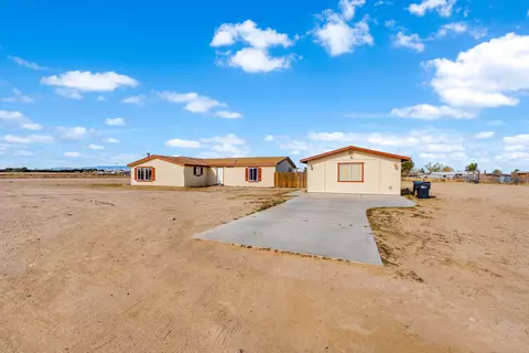 7843 Ave F W, Lancaster, CA 93536
