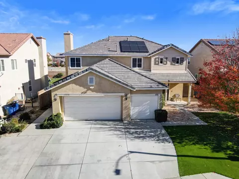 43238 Yaffa St, Lancaster, CA 93535