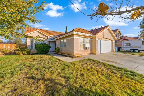 42456 57 St W, Lancaster, CA 93536 photo 2