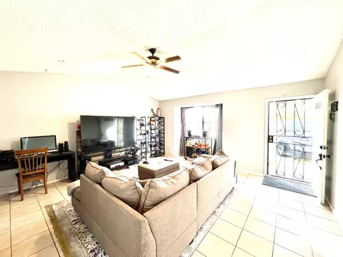 43614 5th St E, Lancaster, CA 93535 photo 3