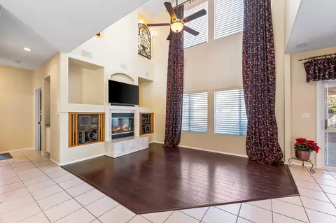 2841 Caruso Ln, Lancaster, CA 93536 photo 9