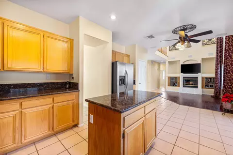 2841 Caruso Ln, Lancaster, CA 93536 photo 18