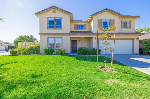 44143 Tahoe Way, Lancaster, CA 93536