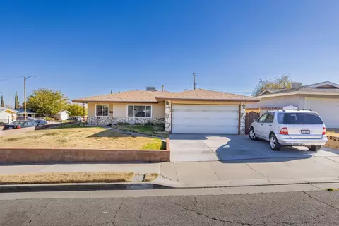 37628 Sumac Ave, Palmdale, CA 93550