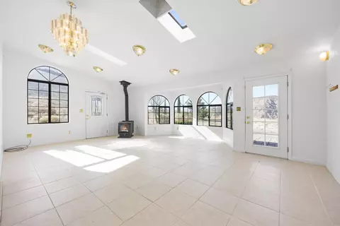 9501 Sweetwater Rd, Tehachapi, CA 93561 photo 4