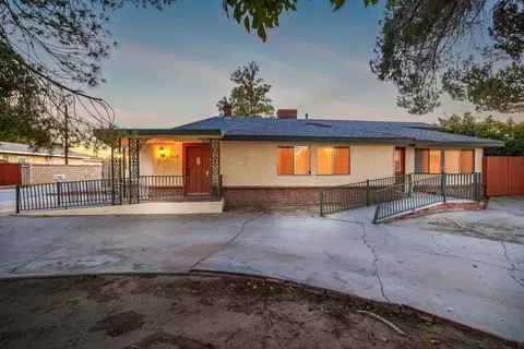 1210 Lancaster Blvd W, Lancaster, CA 93534