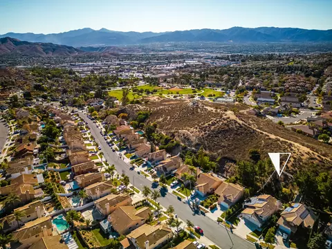 684 Terra Dr, Corona, CA 92883 photo 37