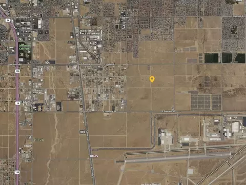 15 Th St E St E, Palmdale, CA 93550 photo 2