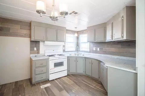 45131 28th St E #SPC 17, Lancaster, CA 93535 photo 9