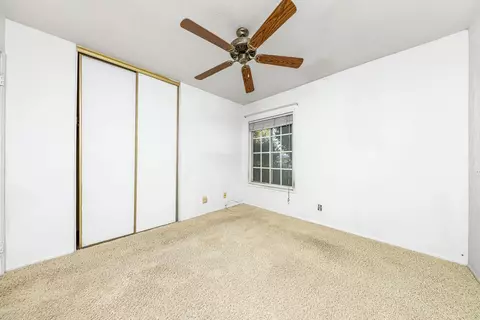 24357 Wabuska St, Newhall, CA 91321 photo 16