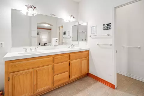 2049 Kalliope Ave, Lancaster, CA 93536 photo 28