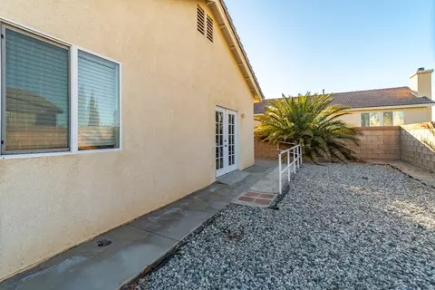 2049 Kalliope Ave, Lancaster, CA 93536 photo 38