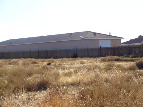 Ave.a 73rd Stw, Lancaster, CA 93536 photo 6
