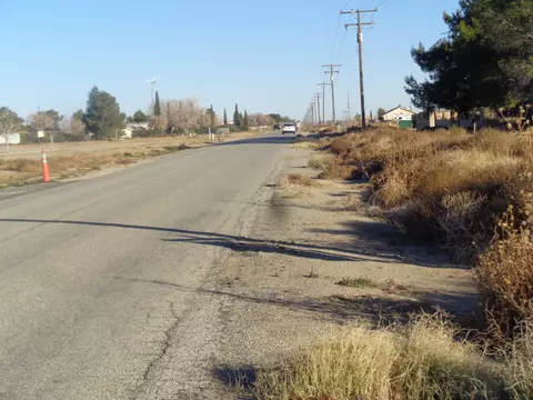 Ave.a 73rd Stw, Lancaster, CA 93536 photo 8