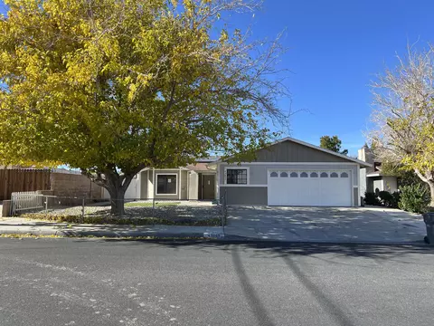 43849 12th St, Lancaster, CA 93534