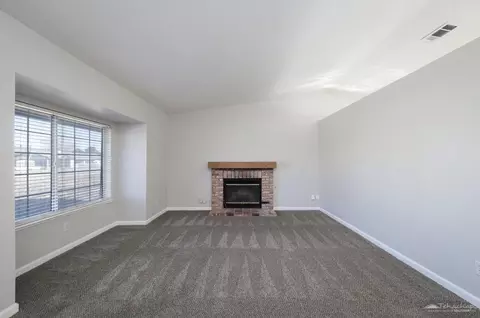 20420 Dawn Ave, Tehachapi, CA 93561 photo 4