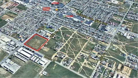 Avenue Q Sw, Palmdale, CA 93550