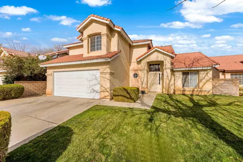 749 Avenue K6 E, Lancaster, CA 93535