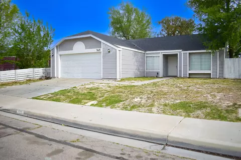 765 Avenue H4 W, Lancaster, CA 93534