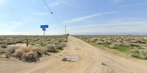 44 Th St W And Ave B4, Lancaster, CA 93536